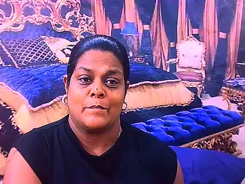 Snapshot of indianCherryPie chatting on February 2026 05:17:01 AM indianCherryPie online show from February 2026 05:17:01 AM