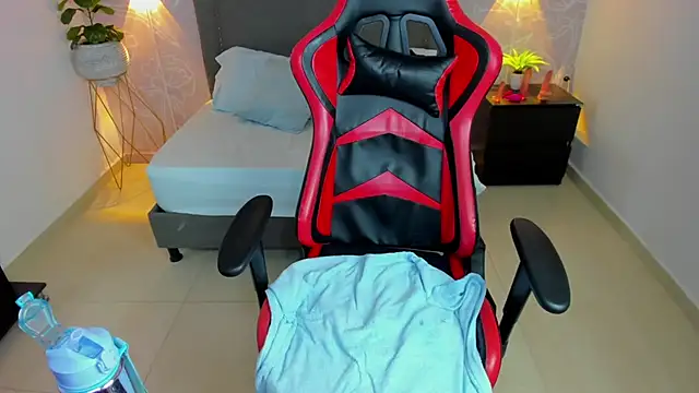 angelica dymond online show from February 2025 03:20:01 PM