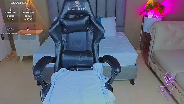 angelica dymond online show from April 2026 06:49:02 PM