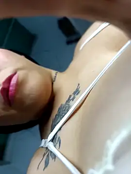 BigTits Kitty online show from December 2025 07:06:02 AM