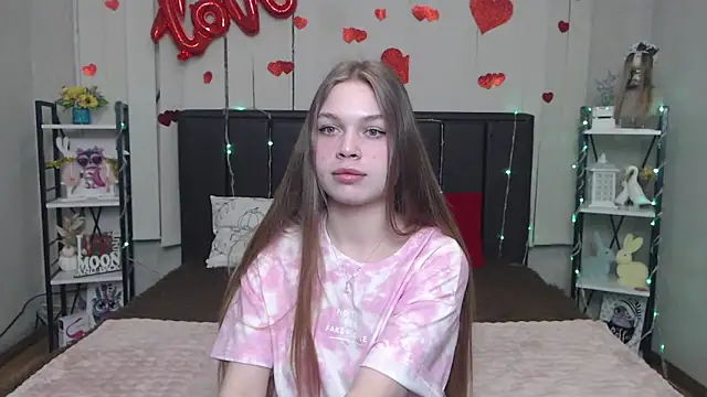 Snapshot of LaraPika chatting on May 2026 05:12:01 AM LaraPika online show from May 2026 05:12:01 AM