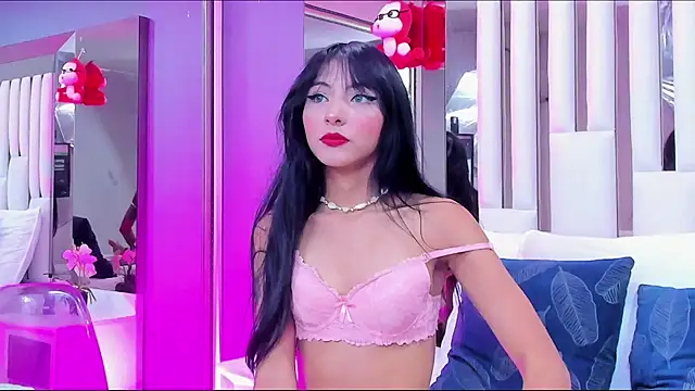 Snapshot of Kitty_Eliffe chatting on January 2025 07:37:01 PM Kitty Eliffe online show from January 2025 07:37:01 PM