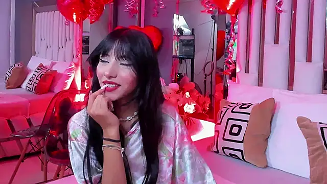 Snapshot of Kitty_Eliffe chatting on February 2025 08:05:01 PM Kitty Eliffe online show from February 2025 08:05:01 PM