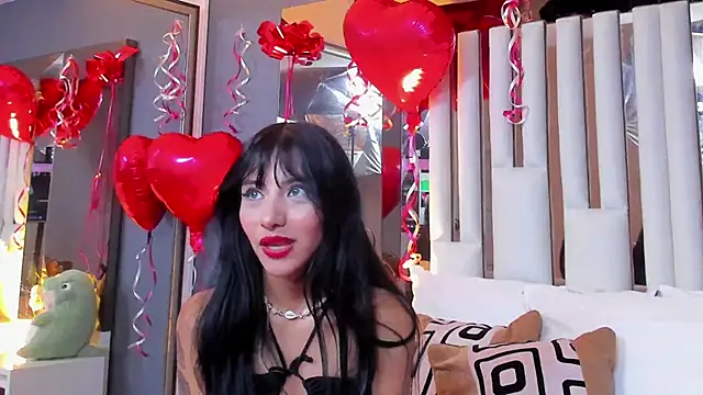 Snapshot of Kitty_Eliffe chatting on February 2025 02:15:01 AM Kitty Eliffe online show from February 2025 02:15:01 AM