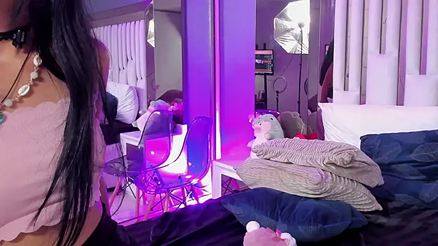 Snapshot of Kitty_Eliffe chatting on March 2025 01:58:02 AM Kitty Eliffe online show from March 2025 01:58:02 AM