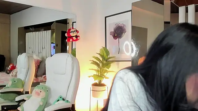 Snapshot of Kitty_Eliffe chatting on September 2025 09:48:02 PM Kitty Eliffe online show from September 2025 09:48:02 PM