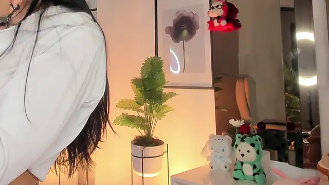 Snapshot of Kitty_Eliffe chatting on September 2025 10:54:01 PM Kitty Eliffe online show from September 2025 10:54:01 PM