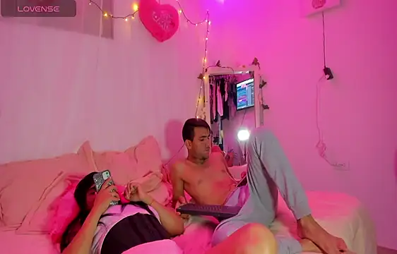 catalina and roger online show from February 2025 09:04:02 PM