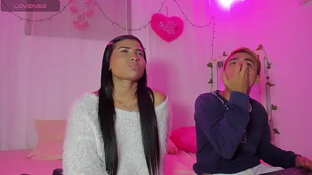 catalina and roger online show from March 2025 04:38:02 AM