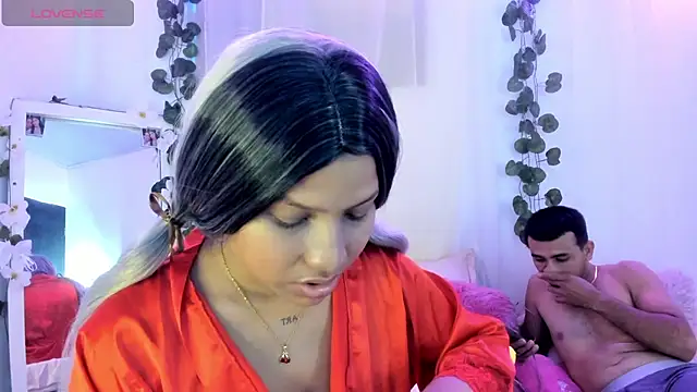 catalina and roger online show from November 2025 08:09:01 PM