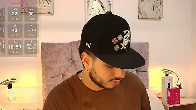 Amadeo Wild online show from April 2026 04:05:02 AM