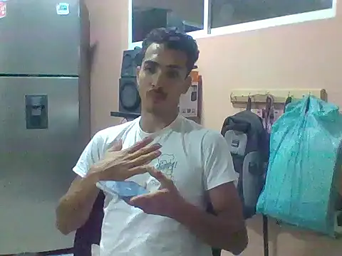 Snapshot of jeremy_scott chatting on November 2025 10:42:02 PM jeremy scott online show from November 2025 10:42:02 PM