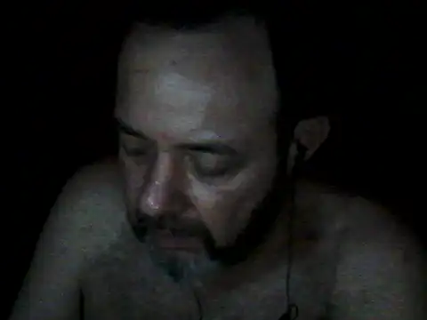 Leocesar37 online show from September 2025 06:25:02 AM