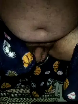 Leocesar37 online show from November 2025 06:21:02 PM