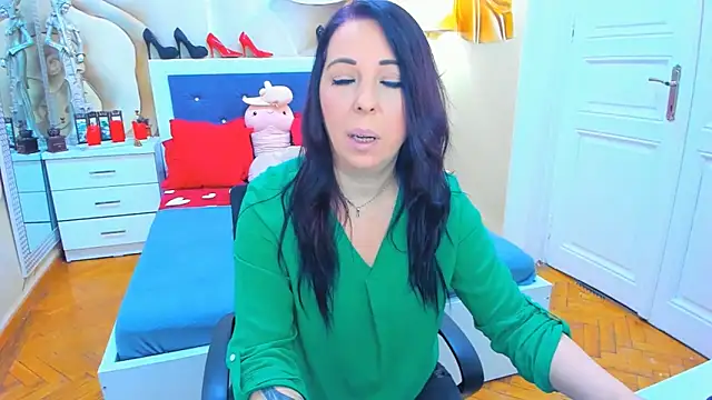 LauraSin online show from March 2025 04:10:01 AM