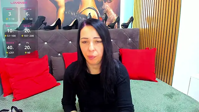 LauraSin online show from February 2026 05:13:02 AM