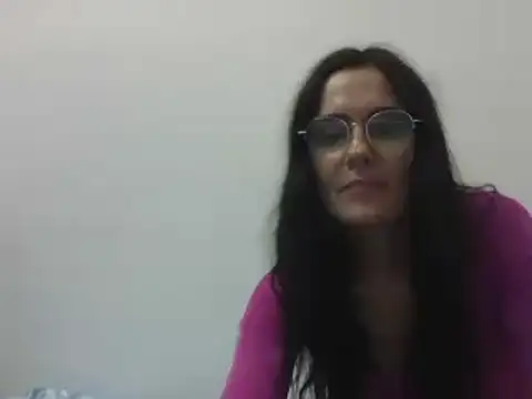 Snapshot of ButterflyJill chatting on December 2024 10:43:01 PM ButterflyJill online show from December 2024 10:43:01 PM