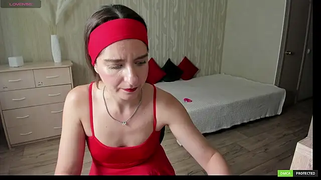 Snapshot of helentasty chatting on June 2026 08:45:02 AM helentasty online show from June 2026 08:45:02 AM
