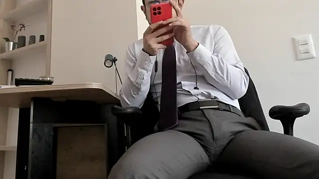 pablo-rincon95 online show from January 2025 04:48:01 PM