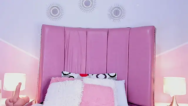 Krystal cambell1 online show from November 2025 04:15:02 AM