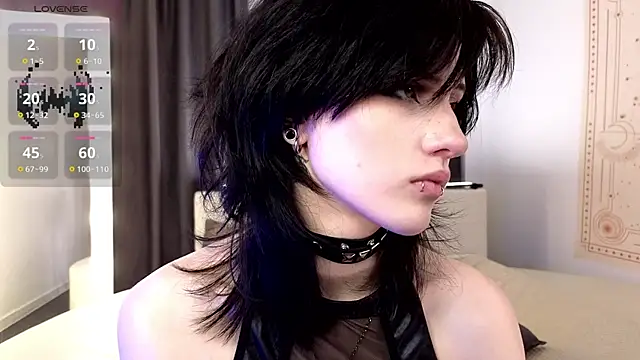 dark vamp  online show from September 2025 01:38:02 PM