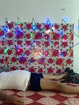 PeaCoooock online show from October 2025 04:51:02 PM