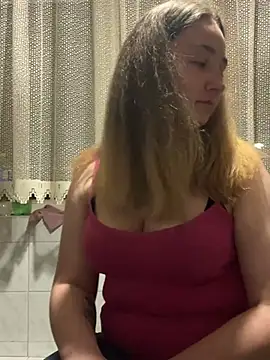 Joannakiss online show from March 2025 04:40:02 PM