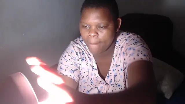 FoxyFataleX online show from October 2025 09:59:02 PM