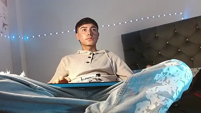 Snapshot of Im_juanda chatting on January 2025 08:11:02 PM Im juanda online show from January 2025 08:11:02 PM