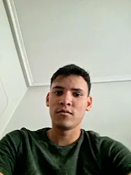 diego7990  online show from April 2026 04:43:02 PM