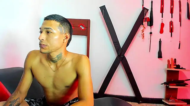 Hana and Zeta online show from February 2025 03:42:02 PM