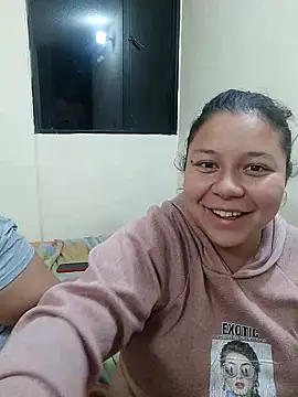 Snapshot of ZuriandAlex chatting on February 2025 05:14:02 AM ZuriandAlex online show from February 2025 05:14:02 AM