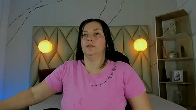 angelswets online show from January 2026 01:59:02 PM