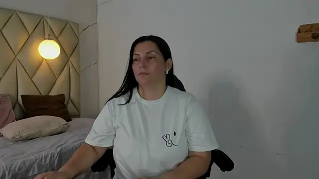 angelswets online show from July 2026 02:44:01 PM