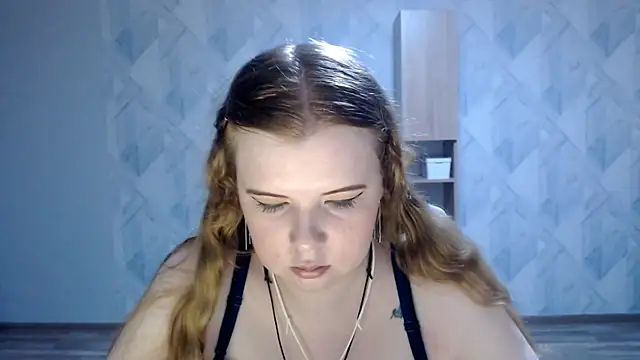 Snapshot of Melina_Hot9 chatting on May 2026 08:15:01 PM Melina Hot9 online show from May 2026 08:15:01 PM
