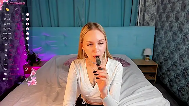 Snapshot of Carol__Cox chatting on December 2024 03:49:01 AM Carol Cox online show from December 2024 03:49:01 AM
