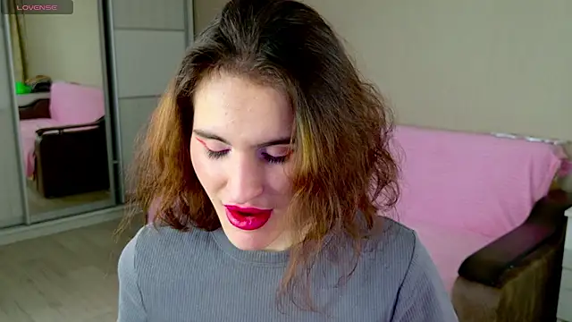 FridaCure online show from January 2025 01:45:02 AM