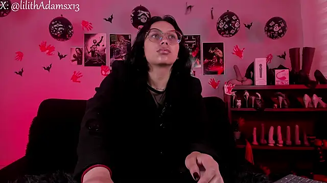 lilith-deveraux online show from November 2025 01:55:01 PM