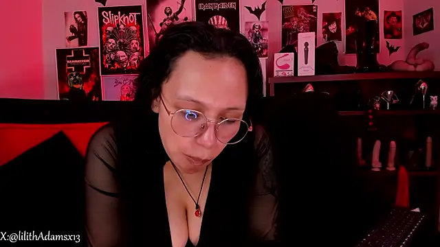 Snapshot of lilith-deveraux chatting on April 2026 03:25:02 PM lilith-deveraux online show from April 2026 03:25:02 PM
