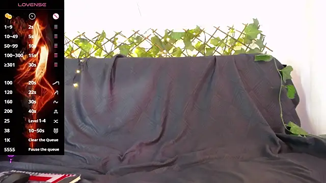 darkviper26 online show from January 2025 04:40:01 PM