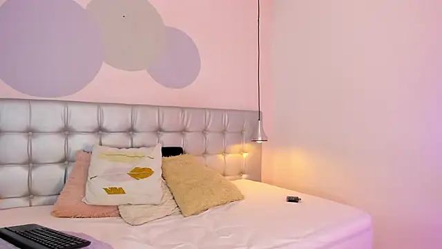 Axel brunette1 online show from February 2025 08:20:02 PM