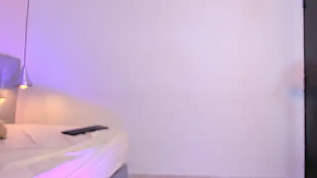 Axel brunette1 online show from February 2025 10:58:01 PM