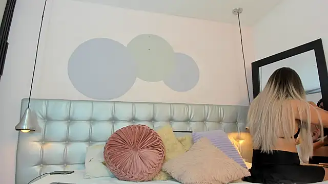 Axel brunette1 online show from March 2025 08:05:01 PM