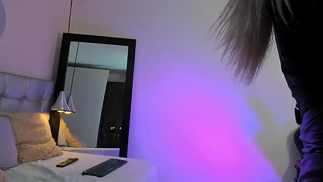 Axel brunette1 online show from March 2025 02:04:02 AM