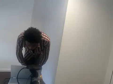 Snapshot of Mastertopdome chatting on October 2025 05:21:02 PM Mastertopdome online show from October 2025 05:21:02 PM