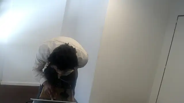 Snapshot of Mastertopdome chatting on October 2025 03:13:01 PM Mastertopdome online show from October 2025 03:13:01 PM