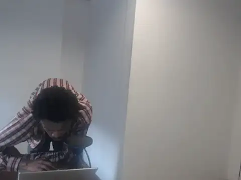 Snapshot of Mastertopdome chatting on October 2025 08:42:02 PM Mastertopdome online show from October 2025 08:42:02 PM