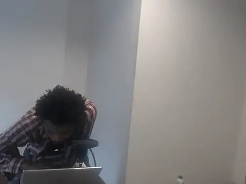 Snapshot of Mastertopdome chatting on October 2025 04:03:02 PM Mastertopdome online show from October 2025 04:03:02 PM