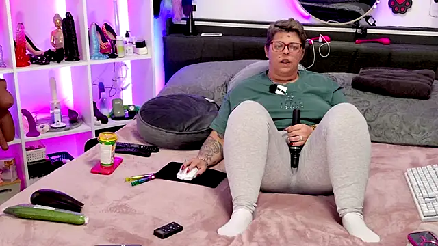 SunshineLexi online show from February 2026 02:54:01 PM