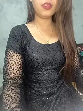 Snapshot of Shanaya_Hotty chatting on January 2025 06:47:01 PM Shanaya Hotty online show from January 2025 06:47:01 PM